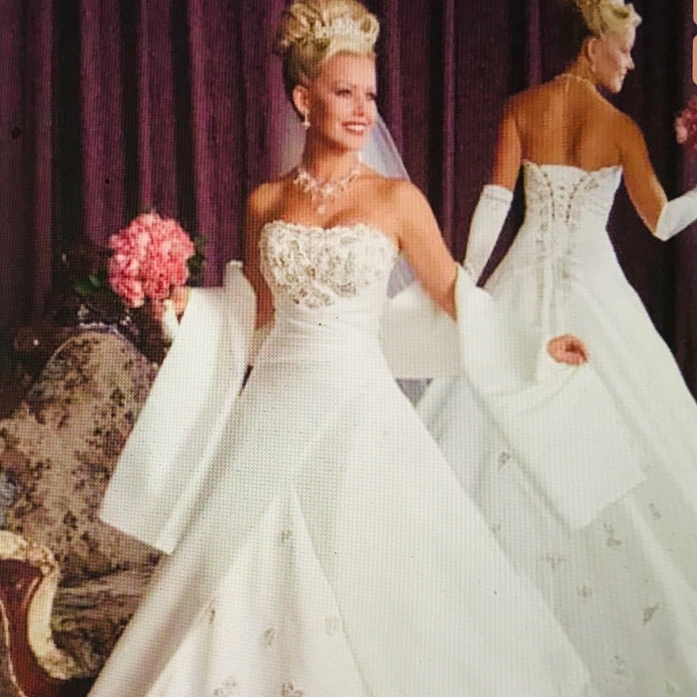 Maggie Sottero Ivory Strapless Ball Gown Wedding Dress with Beaded Bodice - Picture 2 of 8